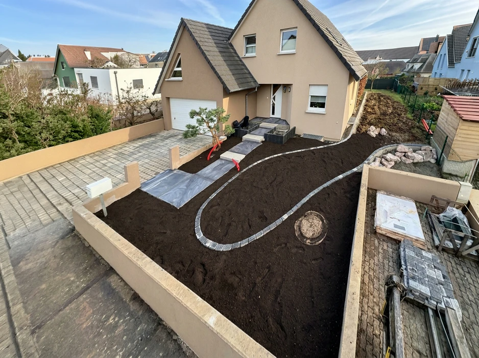 Jardin en cours d'aménagement paysager extérieur